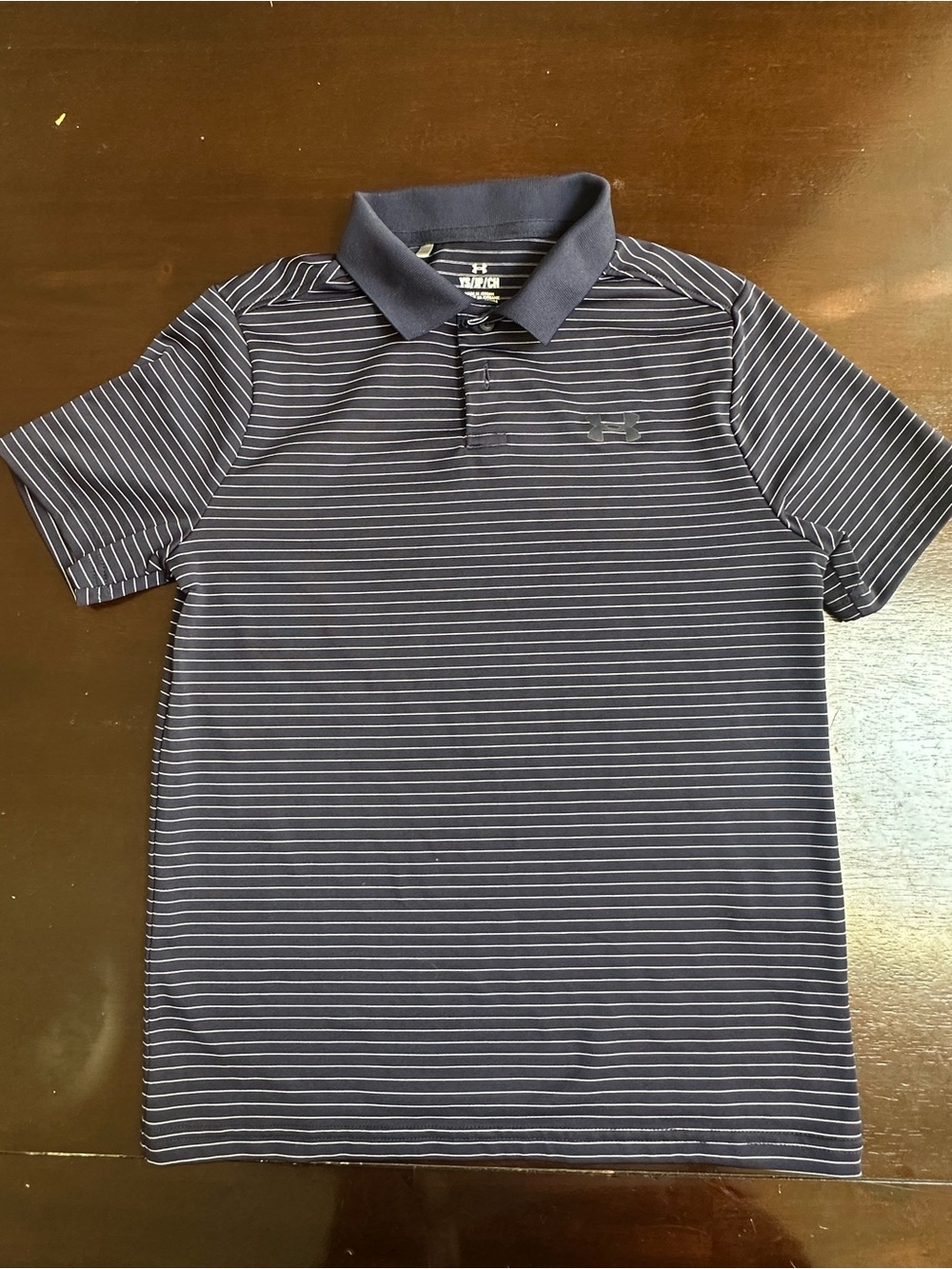 Under Armour boys polos shirt blue size S
